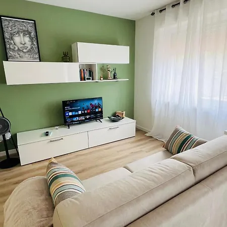 La Dimora Di Borgo Апартаменты *